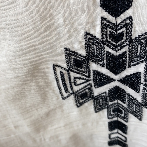 Express | Strapless Aztec Pattern Dress - Picture 4 of 10